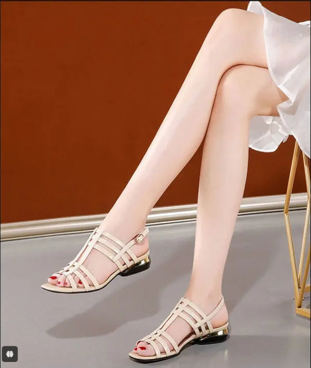 【50%OFF】【35-41】2024 Sandale plate de vară noi, cu talpă moale, potrivite pentru toate ocaziile