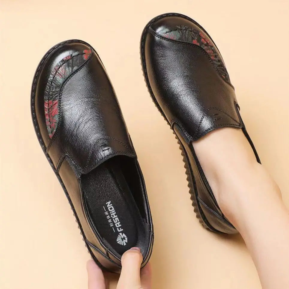 【35-40】Pantofi din piele moale cu talpă moale antiderapantă, la modă și confortabilă