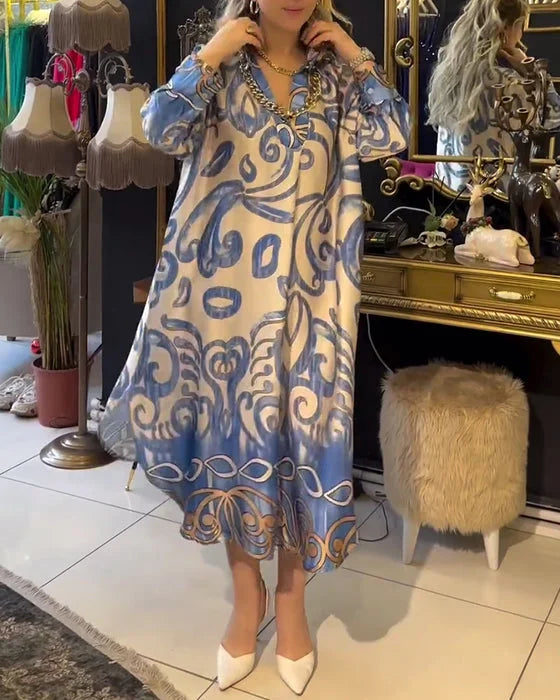 Luźna i elegancka sukienka z nadrukiem