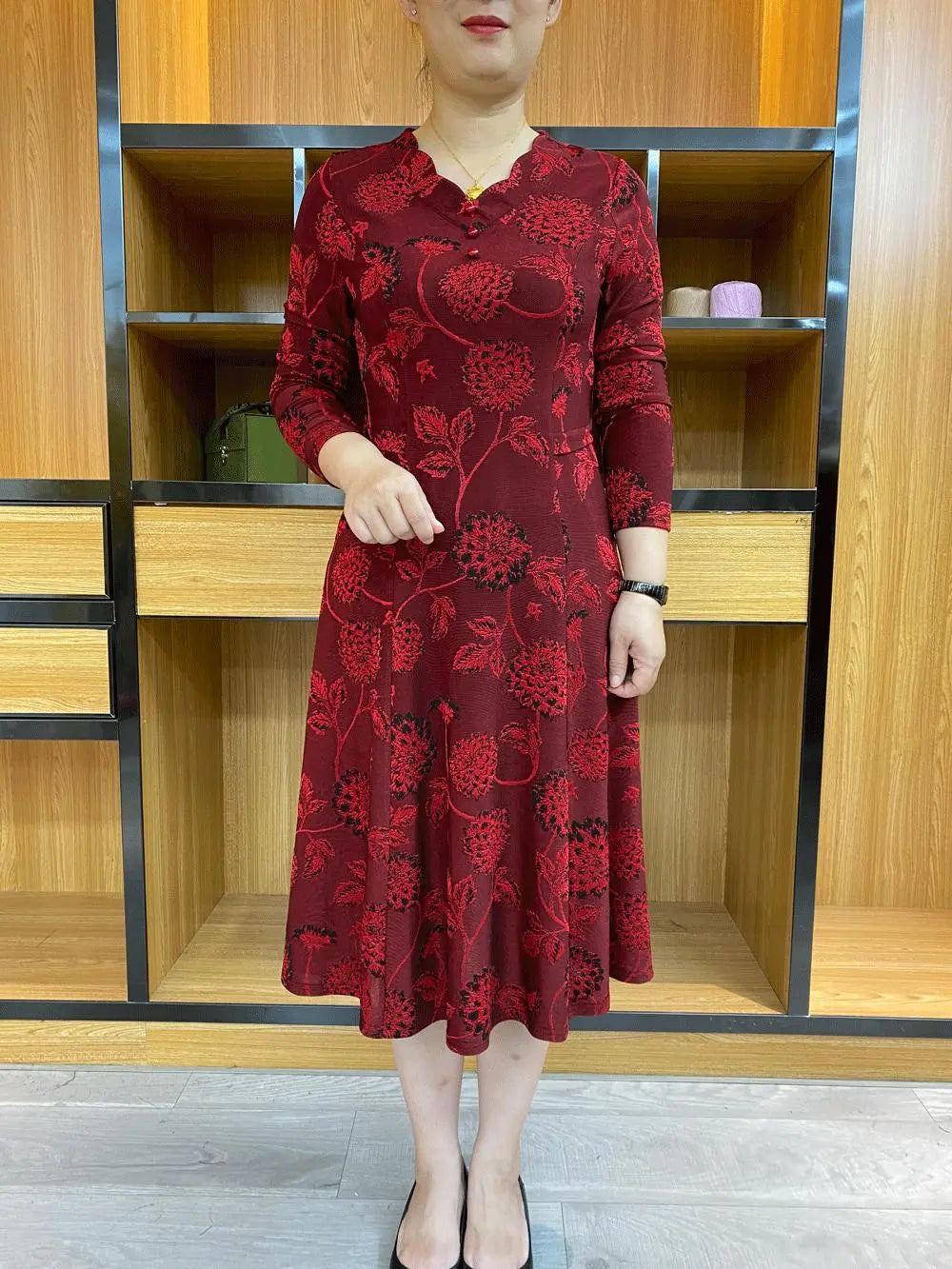 Oferta limitata-【XL-6XL】2023 Rochie subțire cu mânecă lungă, cu decolteu în V, temperament de toamnă, pentru mame