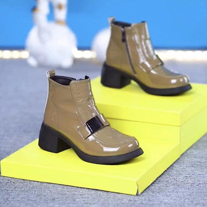 2023秋冬新款时尚英伦风中跟防滑加绒短靴粗跟漆皮马丁靴女批发